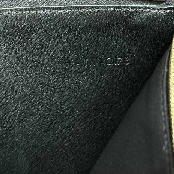 Céline Solo Evening Clutch by Phoebe Philo, in Navy - Picture 8 of 10